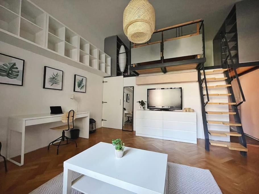 ברטיסלאבה Stefanka Apartment Old Town מראה חיצוני תמונה